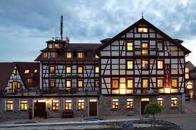 Darüber hinaus weist dieses hotel auch eine weinkellerei auf. Hotel Deutsches Haus Hammelburg Aktualisierte Preise Fur 2021