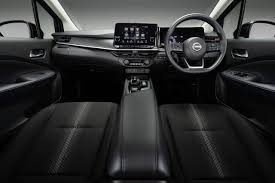 Honda jazz or nissan note. Nissan Engineer Compares The New Note With Yaris Jazz