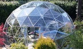 How to build a fabulous diy pvc igloo for holiday parties or photoshoots. Would You Put A 22 000 Igloo In Your Garden Is It A Conservatory For A Moonbase No It S This Summer S Fad Daily Mail Online