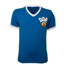 Tweedehands of nieuwe voetbal truitje | voetbal zoeken? Ddr Oost Duitsland Voetbalshirt Wk 1974 Germany Retro Voetbal Truitje Football Soccer Vintage Sport Copa Voetbalshirt Voetbal Duitsland