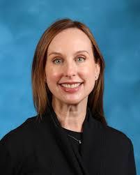 Dee Ackerman's Instagram, Twitter & Facebook