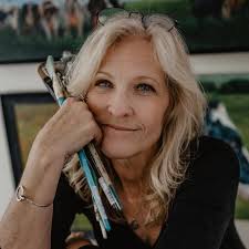 Who can repair and replace logs in a 300-year-old log home in PA?