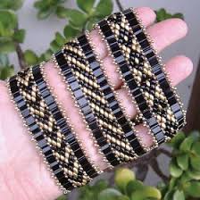 Around The Beading Table New Beads For Old Designs Jewelry Patterns Beaded Jewelry Patterns Super Duo Beads