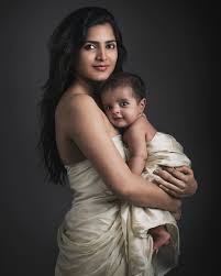 Thanks For This Amazing Pic Smrithi Momson Motherslove Humptydumpty Kidsphotography Smruthimothe Pavanigangi Mothers Love Portrait Fictional Characters
