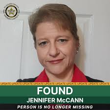 🚨Missing person 🚨Praying she didn't take her life. I don't know her but  hopefully, she will be found soon