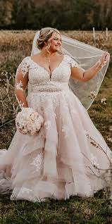 Shop statement couture today & get 15% off your first order when you sign up for our newsletter. Pinterest Deutschland Kleider Hochzeit Kurvenreiche Braut Hochzeit Kleidung