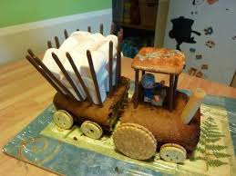 Gateau En Forme De Tracteur Gateaux D Anniversaire Tracteur Gateau Anniversaire Gouter Anniversaire