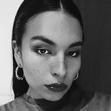 Valentina Mora :: Behance