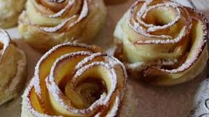Video Und Rezept Apfelrosen Muffins Ein Kochvideo Club Of Cooks Rezept Apfelrosen Muffins Apfelrosen Rezept Dessert Ideen