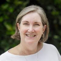 Noreen Lucey's Instagram, Twitter & Facebook