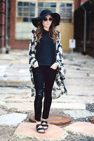Birkenstock Casual Outfits For Teens Chic Outfits Outfits With Hats
