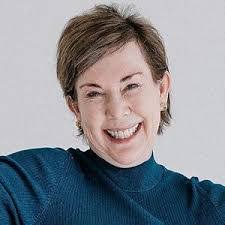 Maggie Stanton's Instagram, Twitter & Facebook