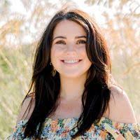 Robin Abrams's Instagram, Twitter & Facebook