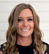 Amanda Durbin's Instagram, Twitter & Facebook