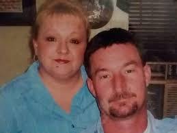 Sharon Bray's Instagram, Twitter & Facebook