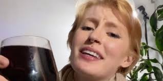 Woman takes DNA test and finds out her father is a billionaire