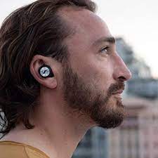 The sennheiser momentum true wireless earbuds are on the slightly bulky side, but are light weight and fit snugly in each ear. Sennheiser Momentum True Wireless Bluetooth Earbuds With Fingertip Touch Control Buy Online At Best Price In Uae Amazon Ae
