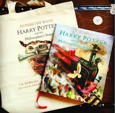 Harry Potter And The Philosopher S Stone Illustrated Edition Amazon Co Uk J K Rowling Jim Kay Harry Potter Illustrations Harry Potter Props Harry Potter