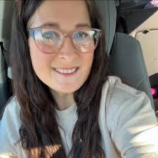 What are some good audio books or podcasts for a long drive?