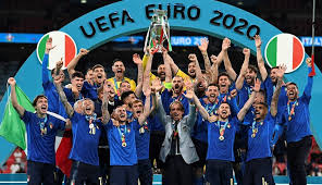 Μπορεί παγκοσμίως να αποτελεί μια από τις μεγαλύτερες δυνάμεις του ποδοσφαίρου, σε επίπεδο euro όμως, η εθνική ομάδα της ιταλίας έχει μόλις μία κατάκτηση και. S4t9pcr8vqnfam