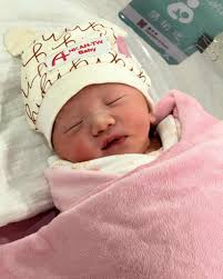 Benjamin Yuen and Bowie Cheung welcome first child