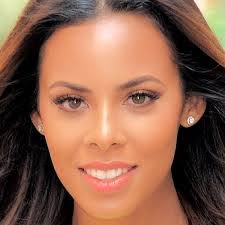 Natasha Tobin's Instagram, Twitter & Facebook