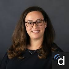 Alina Davidson's Instagram, Twitter & Facebook