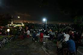 Gintungan utara depan hotel gaya 5, bandungan 50614 indonesia +62 298 6076626 situs web. 9 Tempat Tahun Baru Di Semarang Paling Ramai Dikunjungi