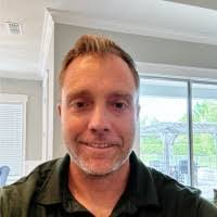 Garrett Middleton's Instagram, Twitter & Facebook