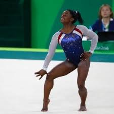 Assegnati all'italia gli europei 2024, qualificanti per le olimpiadi di parigi. Rio 2016 Ginnastica Artistica Tutti Pazzi Per La Biles Oro Anche Nell All Around La Repubblica
