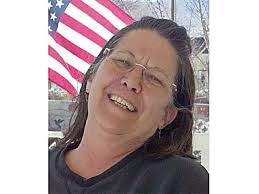 Nicole Heald's Instagram, Twitter & Facebook