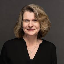 Very proud of this team from my Kelley Business Operations Consulting  Workshop for winning their first round in University of Minnesota's Carlson  School of Management National Undergraduate Supply…