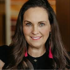 Caroline Greathouse's Instagram, Twitter & Facebook