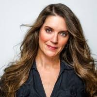 Kelly Webster's Instagram, Twitter & Facebook