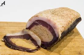 Deguster Le Magret Seche Farci Au Foie Gras Magret Seche Recette Magret Seche Recettes De Cuisine