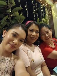 Happy anniversary to the hubbybee family