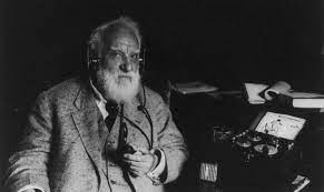 7 Fakta Yang Tak Banyak Orang Tahu Tentang Alexander Graham Bell