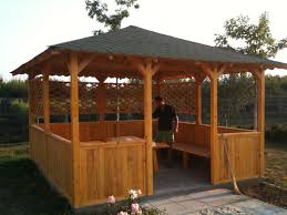 Aceste foisoare din lemn sunt corpuri de mobilier de tip outdoor concepute special pentru a asigura un plus de eleganta si confort locului in care foisoare din lemn. Modele De Foisor Garduri Din Lemn Modele Terase Din Lemn