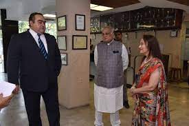 Understanding the implications of the new farm acts. Elevi Romani La New Delhi Ambasada Romaniei In Republica India