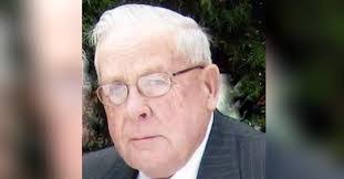 Alan Helton's Instagram, Twitter & Facebook