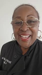 Veronica Stamps Hendrix (@collardgreenscaviar) • Instagram photos and videos