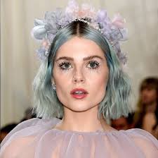 Ladies with long, short or medium length hairstyles can. 9 Best Spring Hair Colors 2020 Fresh Hair Color Ideas To Try For Spring