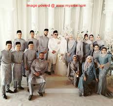 Lihat ide lainnya tentang pengantin, baju muslim, baju kaos. Manis Wow Foto Foto Cantik Bridesmaids Menambahkan Kemeriahan Majlis Persandingan Selebriti My Cms