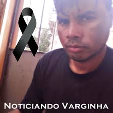 🖤🚨 Motociclista MORRE ao bater em uma VAN em VARGINHA‼️ Um motociclista  morreu ao bater a moto que pilotava em uma van, na madrugada deste sábado,  em Varginha. O acidente aconteceu por