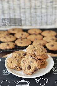 Bake For Happy Kids Looking For The Best Copycat Crispy Famous Amo Famous Amos Cookies Crispy Chocolate Chip Cookies Famous Amos Chocolate Chip Cookies Recipe