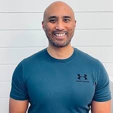 Neil Flores's Instagram, Twitter & Facebook