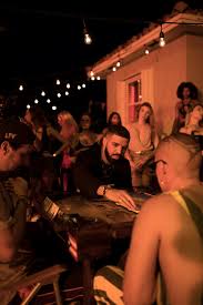 The song is sung entirely in spanish, but upon translation, it becomes clear that bad bunny and drake are very romantic. Bad Bunny And Drake Release Long Awaited Collab Mia And We Are Loving It Faranduleo 411