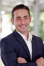 Michael Fees's Instagram, Twitter & Facebook