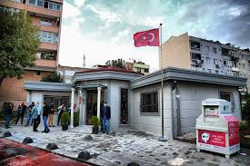 Boşnak D&uuml;nyası - Yıldırım Mahallesi'nin muhtarlık binası Bayrampaşa  Belediyesi'nin katkılarıyla yenilendi. Efsane muhtar Adnan Li&ccedil;ina'ya ve  mahalle halkına &ccedil;ok yakıştı  | Facebook
