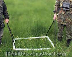 I was down by the creek metal detecting when i got a huge signal with my metal detector. Deep Seeking Metal Detector Reviews